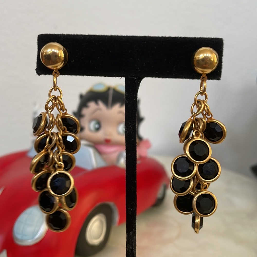 Chandelier Earrings Gold tone